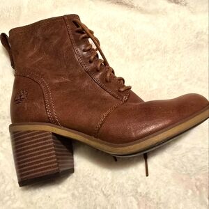 Timberland Women's Baynlee Park Mid Lace Up